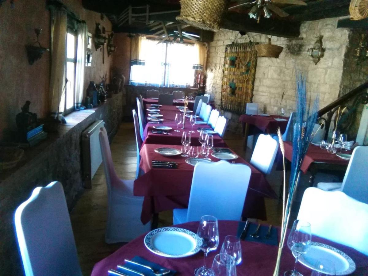 El Palomar De Atapuerca住宿加早餐旅馆 外观 照片